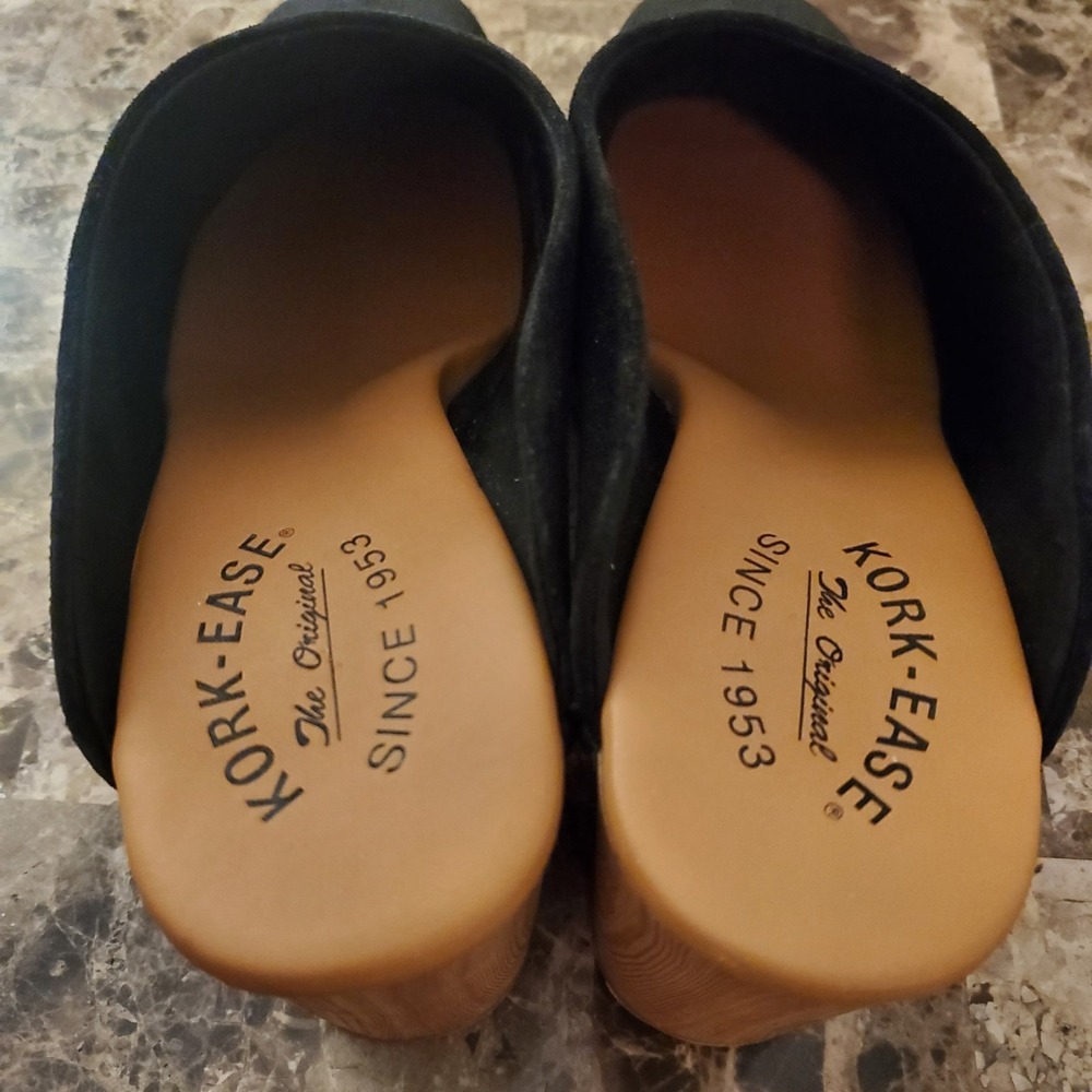 Kork Ease sz 10M black Suede Leather Clogs Studded faux Wood chunky heels retro - Picture 8 of 14